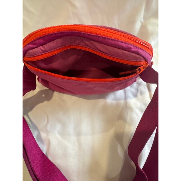 Everywhere Belt Bag - Picture 6 of 12